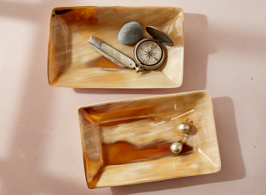 Sinia Horn Tray