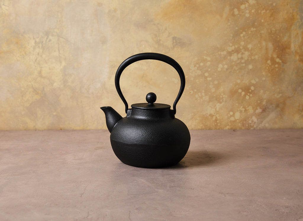 Ogasawara Iron Kettle