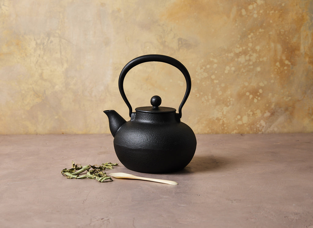 Ogasawara Iron Kettle