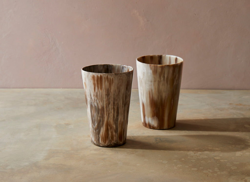Crafted by talented artisans in East Africa, the Okoa Horn Cup is crafted from natural Ankole cow horn. 