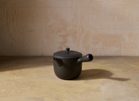 Buzoku Kyusu Teapot, Black