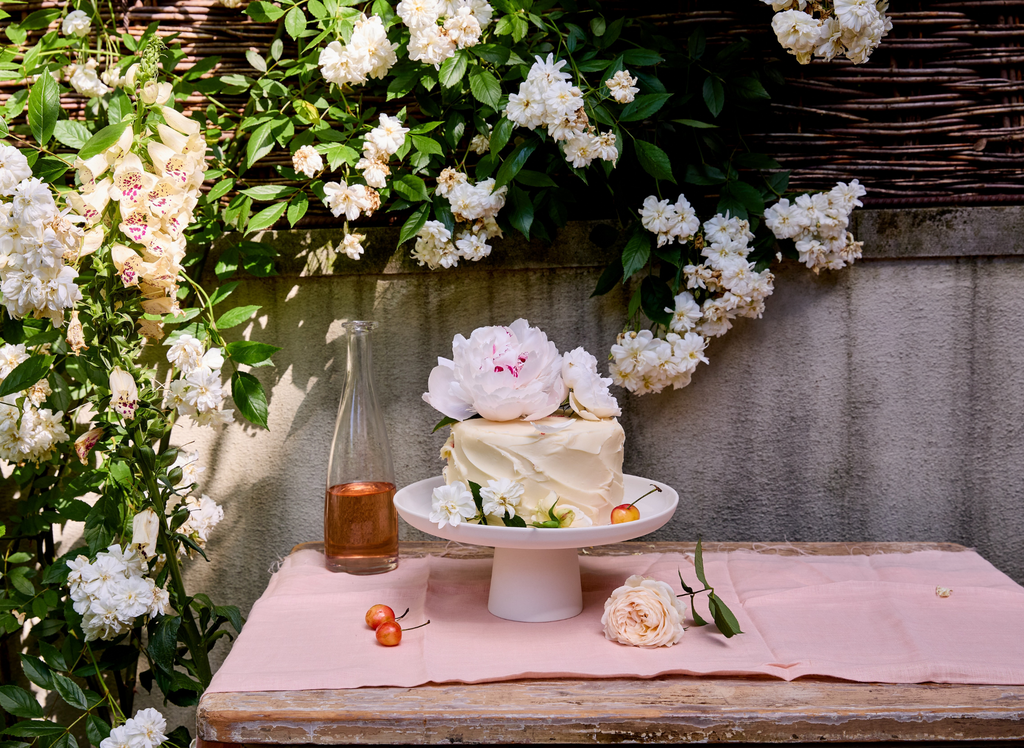Porcelain Cake Stand