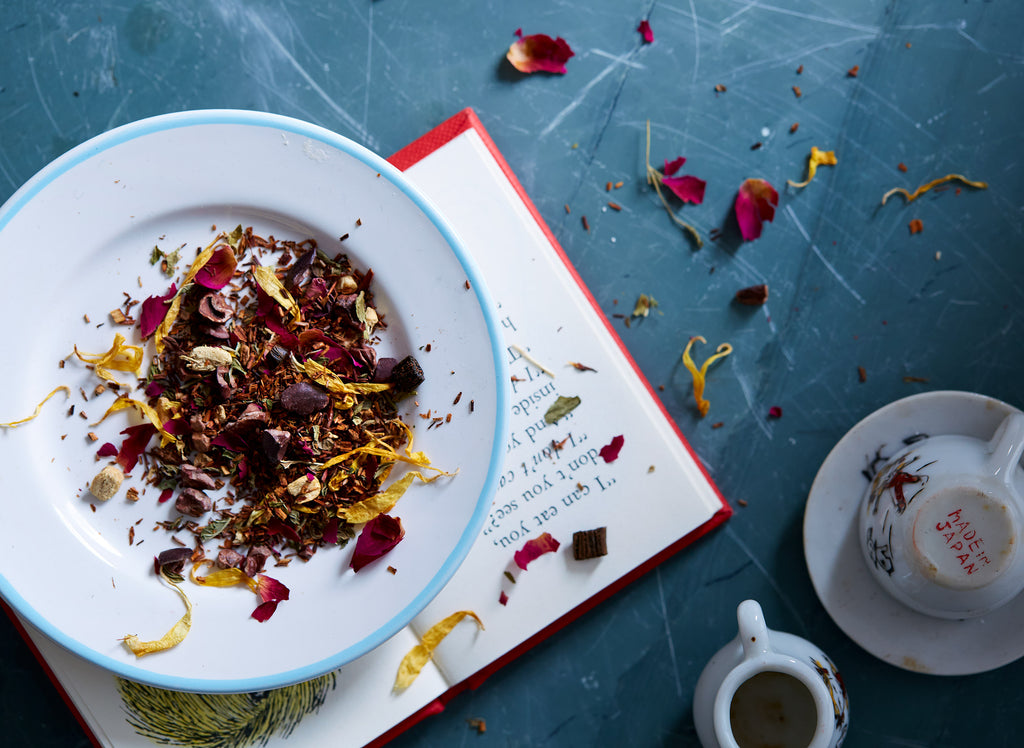 No. 42, Little Dickens is a chocolate-kissed childrens tea blend that is loved by all. 