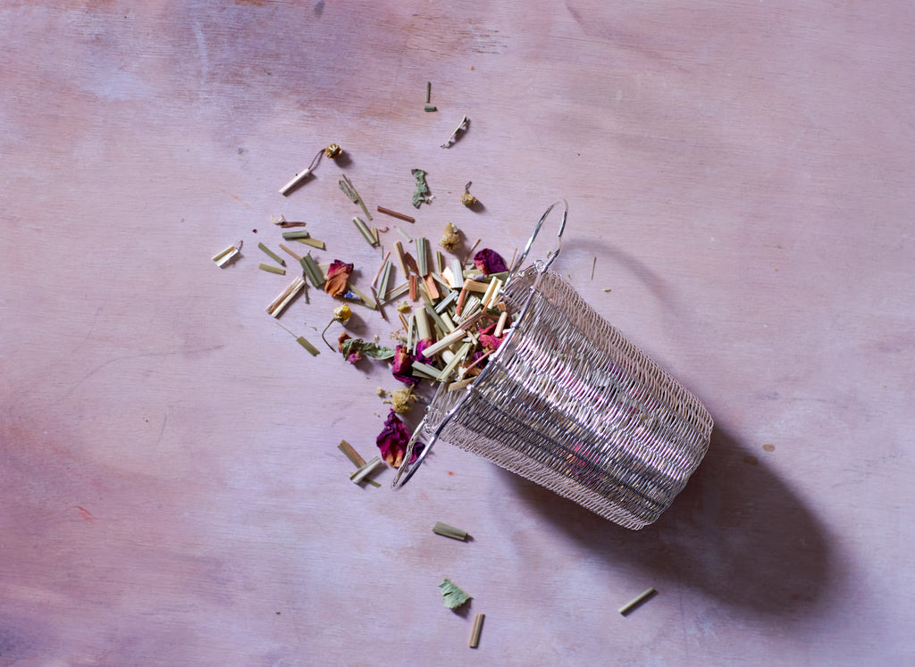 Our silver plated tea strainers are versatile and hand-crafted by metal artisans. Choose between petite and deep basket infusers from BELLOCQ.