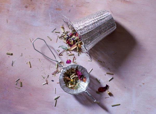 Our silver plated tea strainers are versatile and hand-crafted by metal artisans. Choose between petite and deep basket infusers from BELLOCQ.